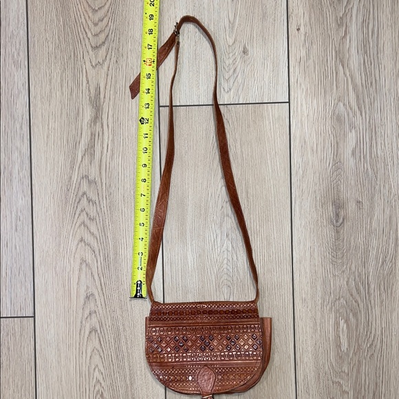 Vintage Circa 1990’s Brown Leather Crossbody Bag - Picture 16 of 16